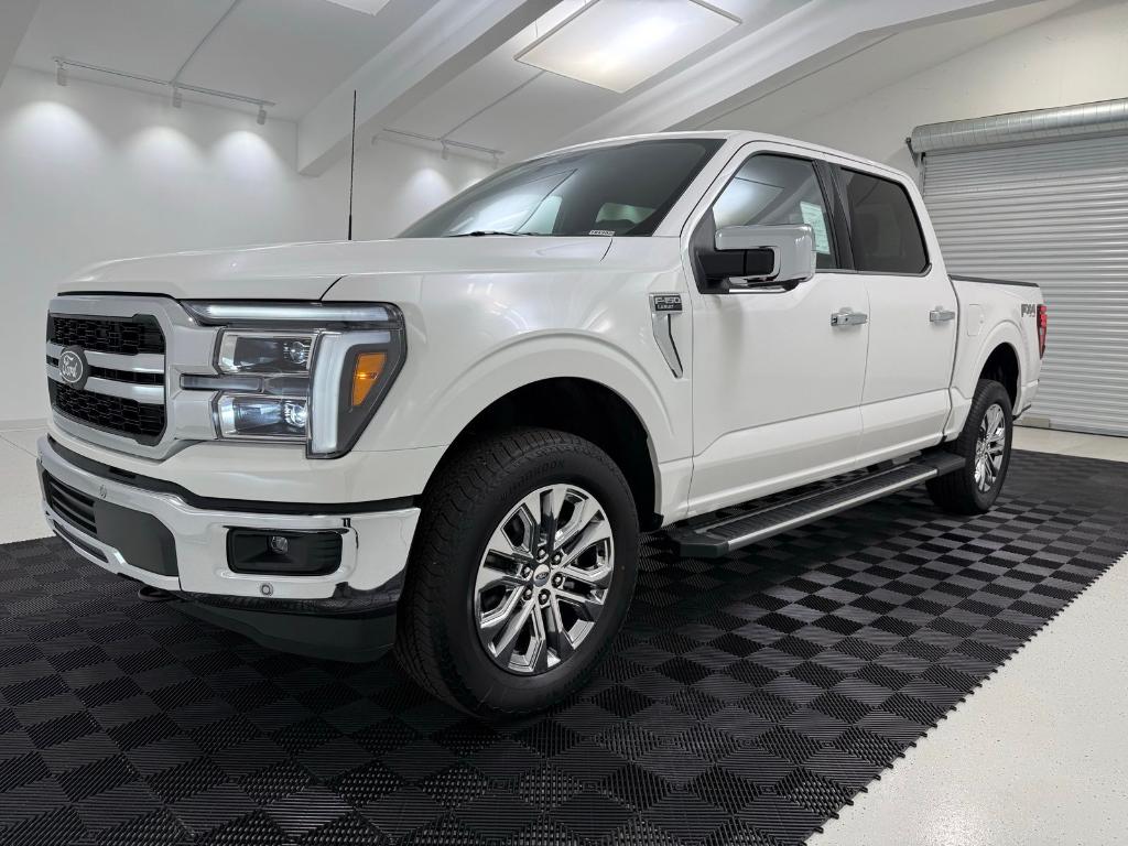 FORD F-150 LARIAT - 3
