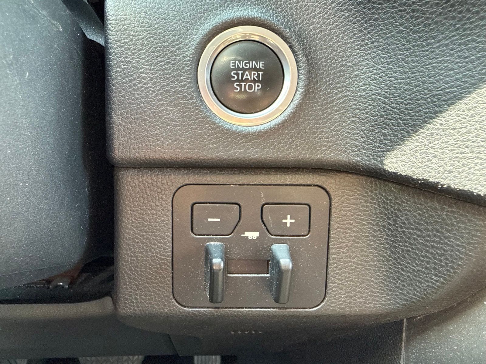 2023 Toyota TUNDRA SR5 缩略图 30