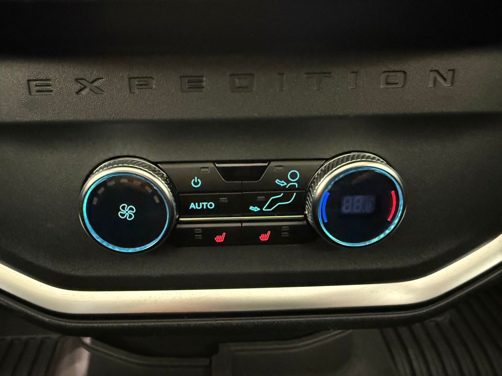 2025 FORD EXPEDITION PLATINUM 缩略图 27