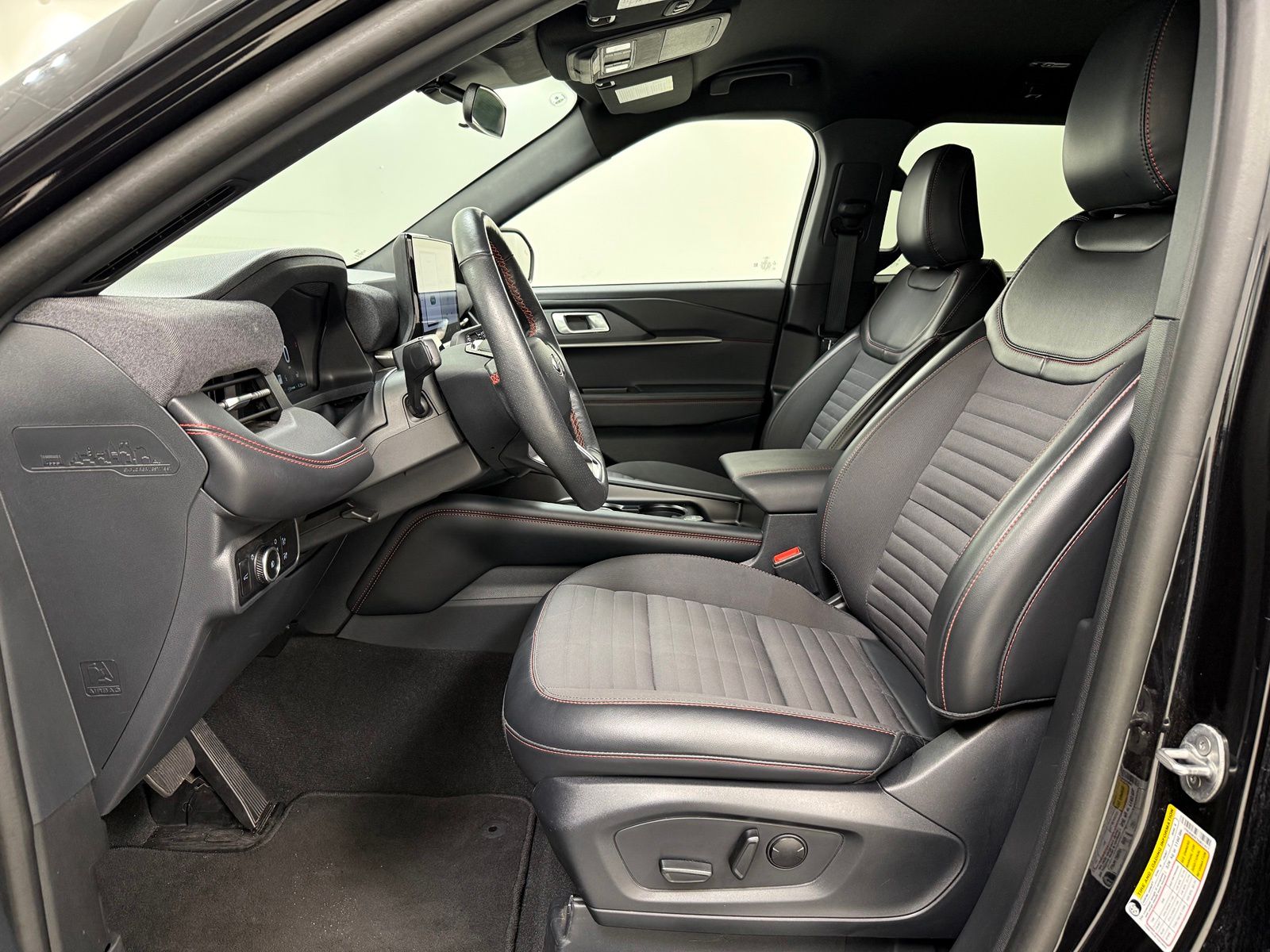 2025 FORD EXPLORER ST-LINE 4WD 缩略图 17