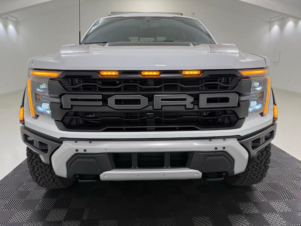 صورة 2 لـ 2025 FORD F-150 RAPTOR