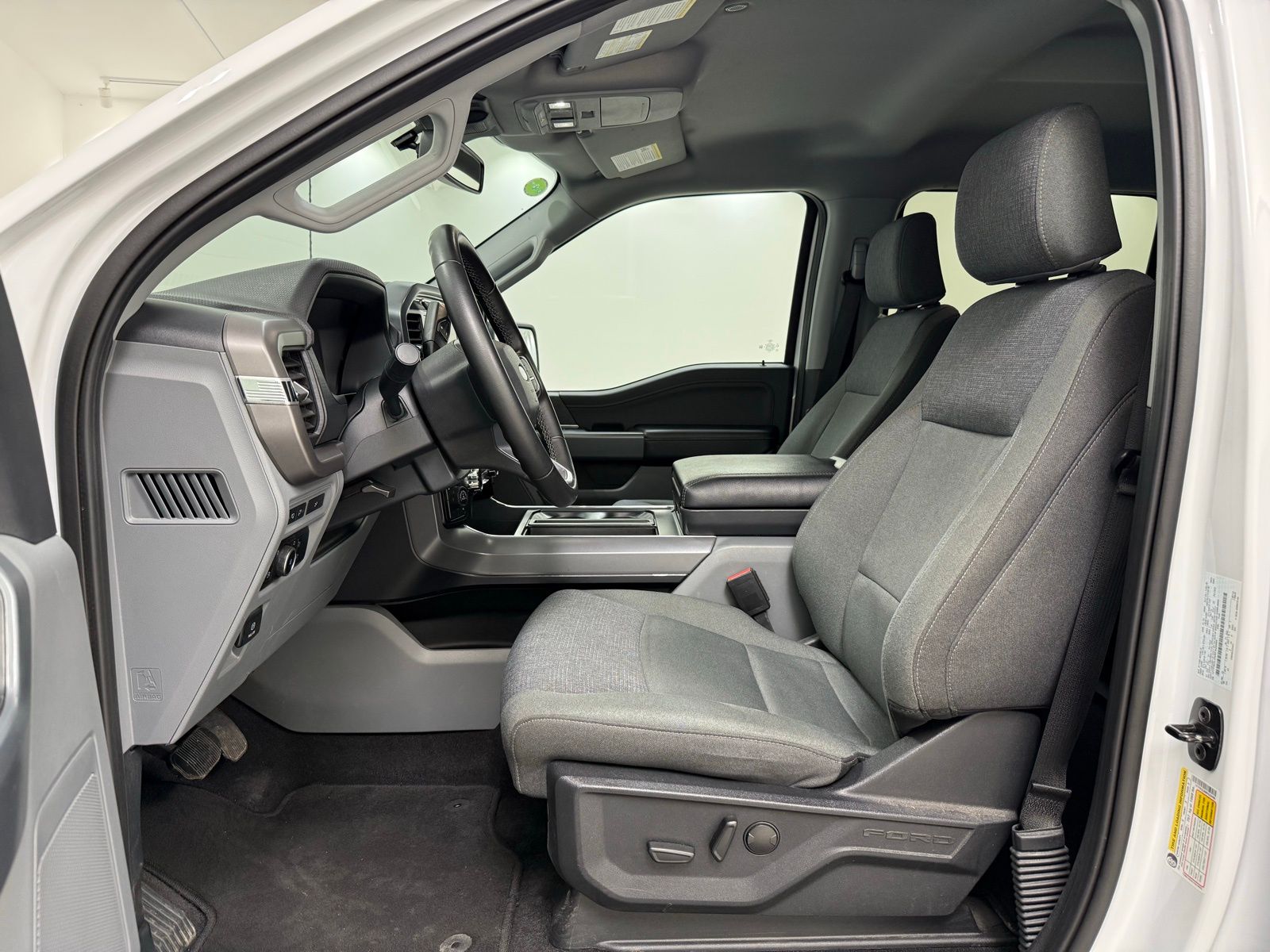 صورة مصغرة 17 لـ 2024 FORD F-150 XLT