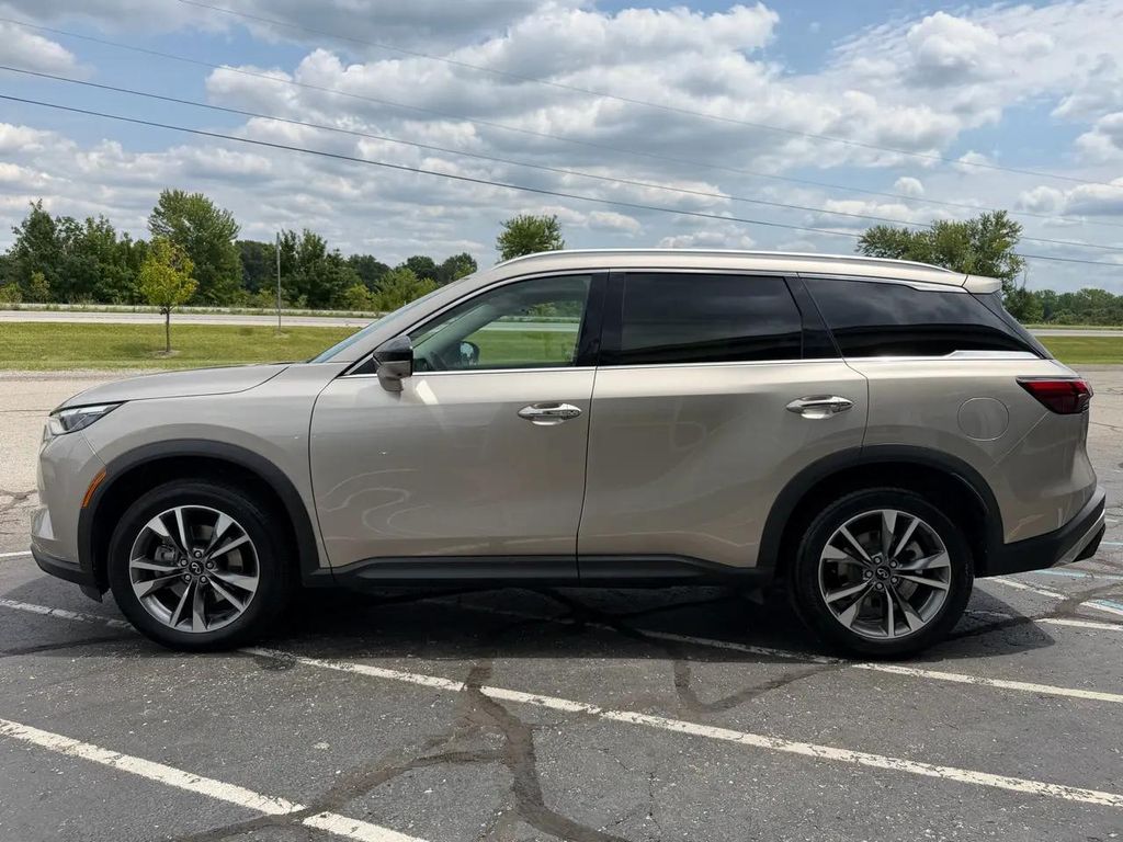 2024 Infiniti QX60 LUXE 照片 3