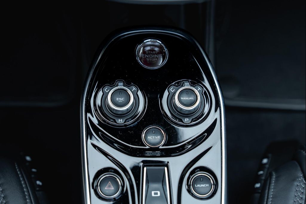 صورة 44 لـ 2023 Mclaren GT COUPE