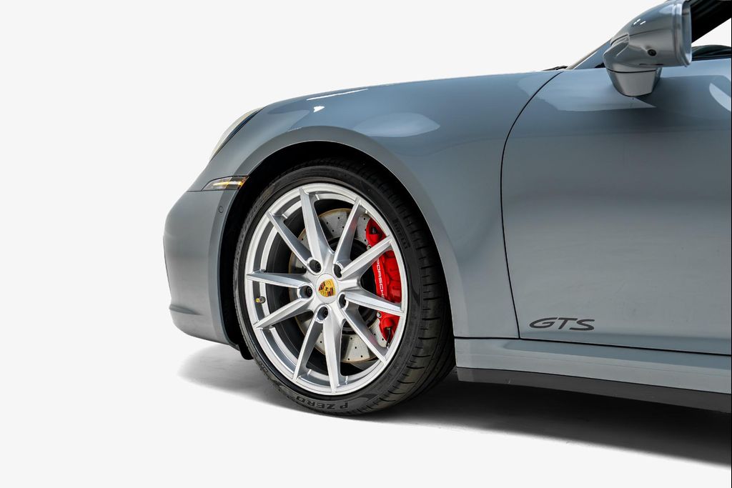 2023 Porsche 911 TARGA 4 GTS — миниатюра 20