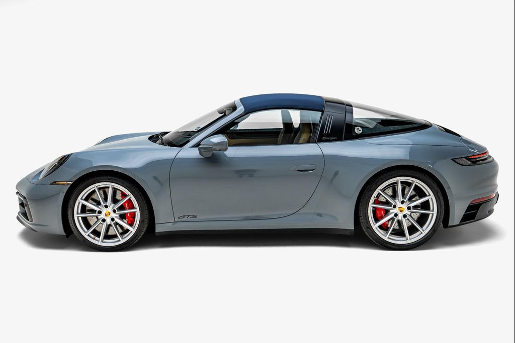 2023 Porsche 911 TARGA 4 GTS — фото 6