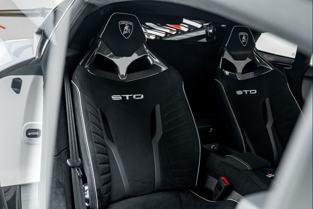 2022 Lamborghini HURACAN STO COUPE — миниатюра 43