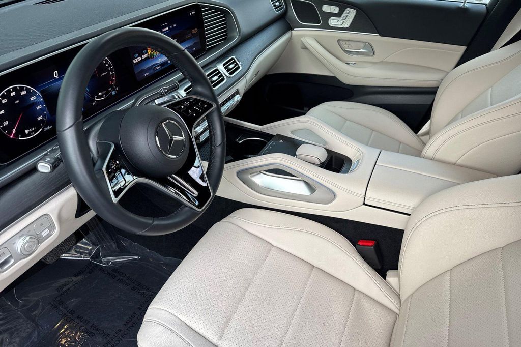 MERCEDES-BENZ GLE - 7