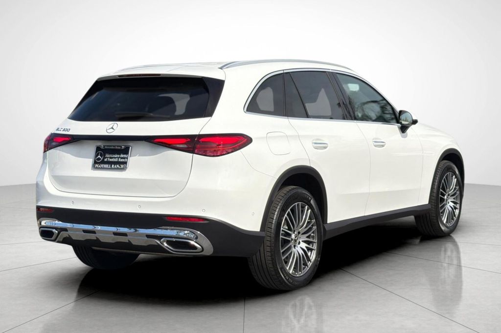 MERCEDES-BENZ GLC - 2