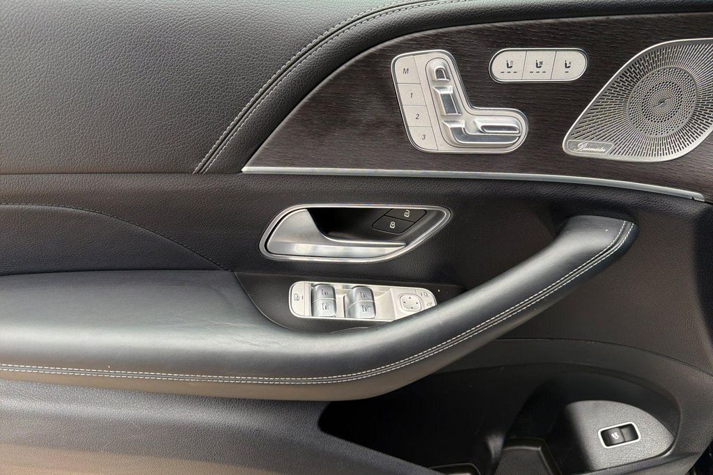 2022 Mercedes-BENZ AMG GLE 53 4MATIC+ — миниатюра 22