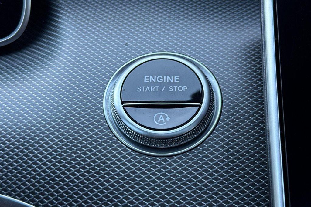2023 Mercedes-BENZ C-CLASS 缩略图 24