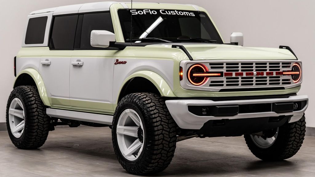 FORD BRONCO - 4