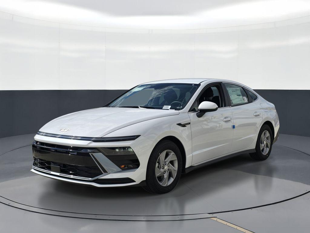 New 2026 Hyundai SONATA SE