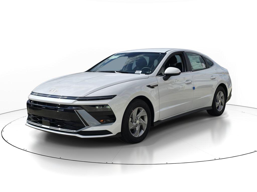 New 2026 Hyundai SONATA SE