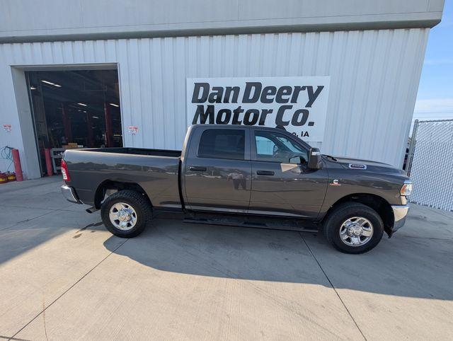 2023 RAM 2500 TRADESMAN 缩略图 32
