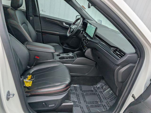 2025 FORD ESCAPE ST-LINE ELITE 缩略图 35