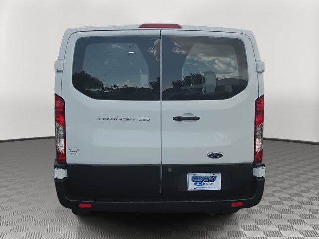 صورة 5 لـ 2025 FORD TRANSIT-250 BASE