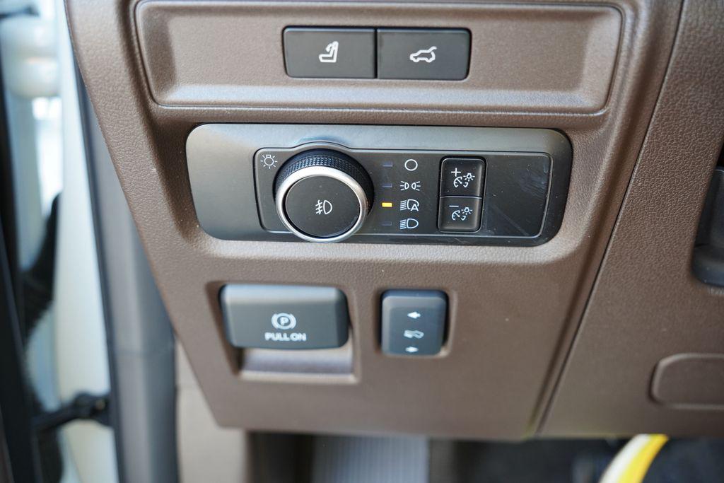 2023 FORD EXPEDITION MAX KING RANCH — миниатюра 29