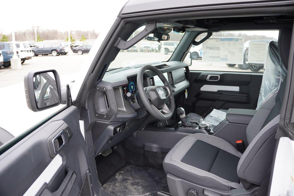 FORD BRONCO BASE - 10