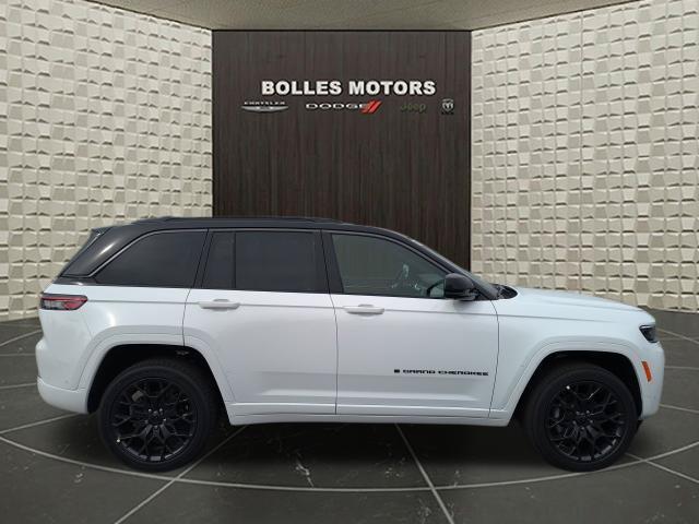 New 2027 Jeep Grand Cherokee Summit