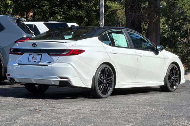 TOYOTA CAMRY - 4