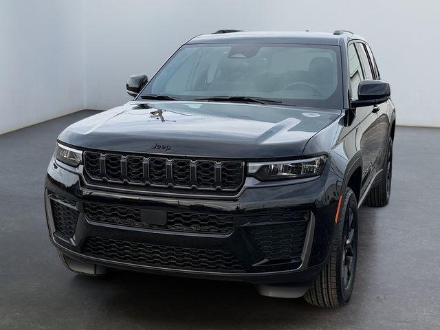 New 2026 Jeep Grand Cherokee Laredo