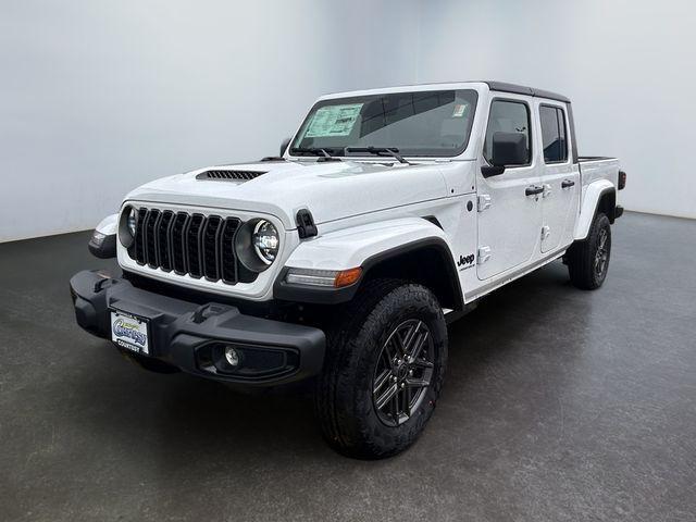 New 2026 Jeep Gladiator Sport
