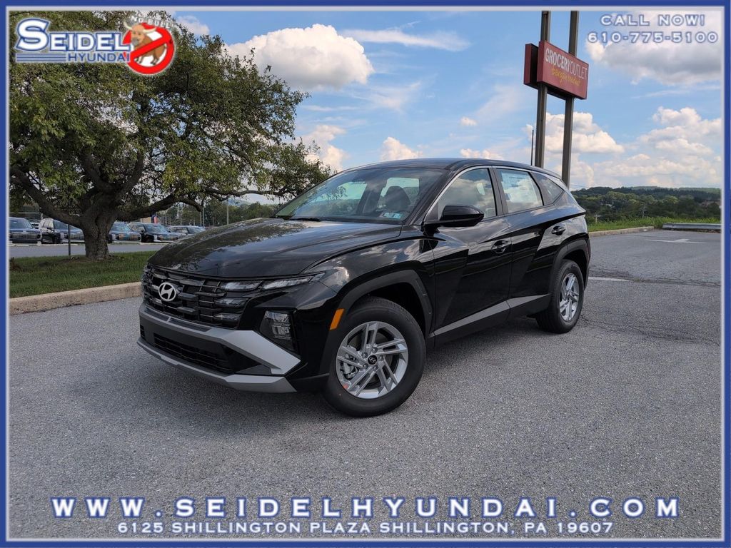 New 2026 Hyundai TUCSON SE