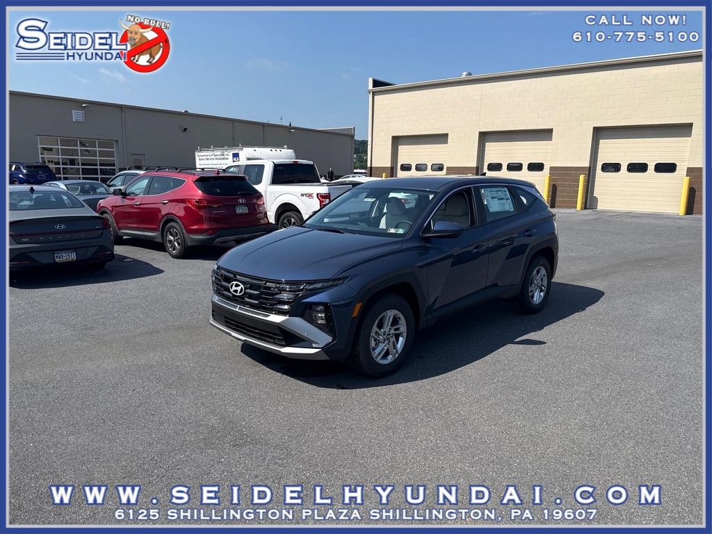 New 2026 Hyundai TUCSON SE
