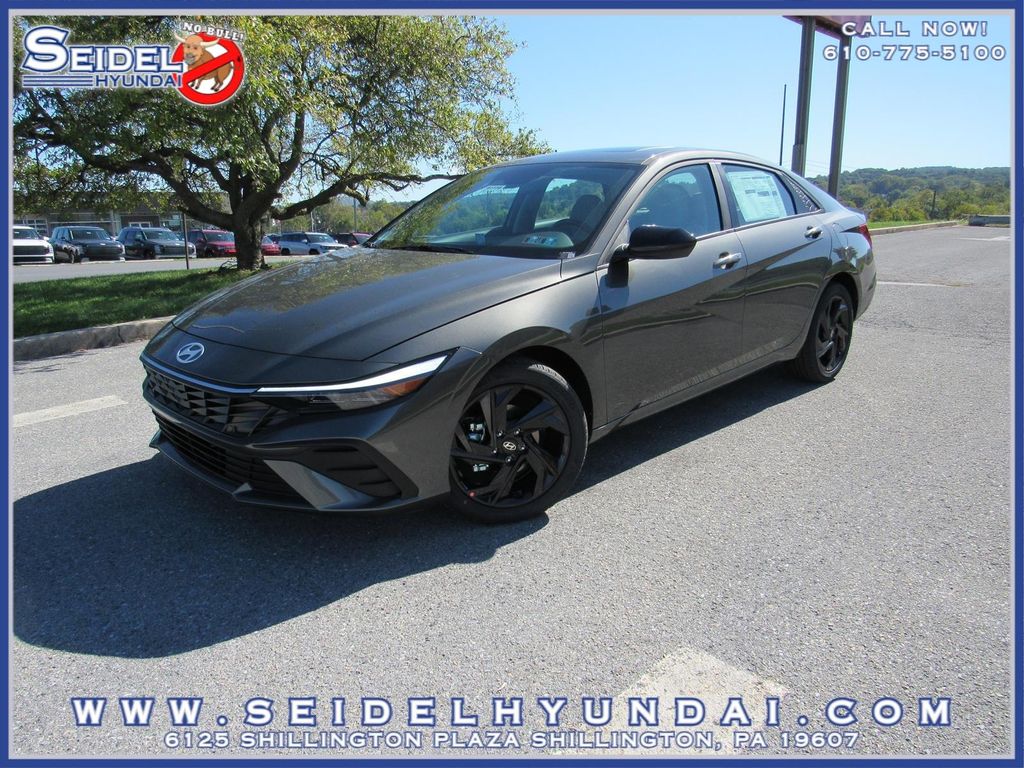 New 2026 Hyundai ELANTRA Sport