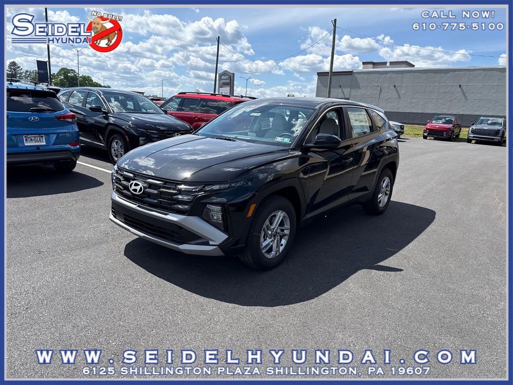 New 2026 Hyundai TUCSON SE