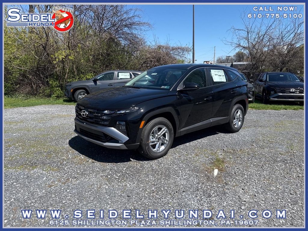New 2026 Hyundai TUCSON SE