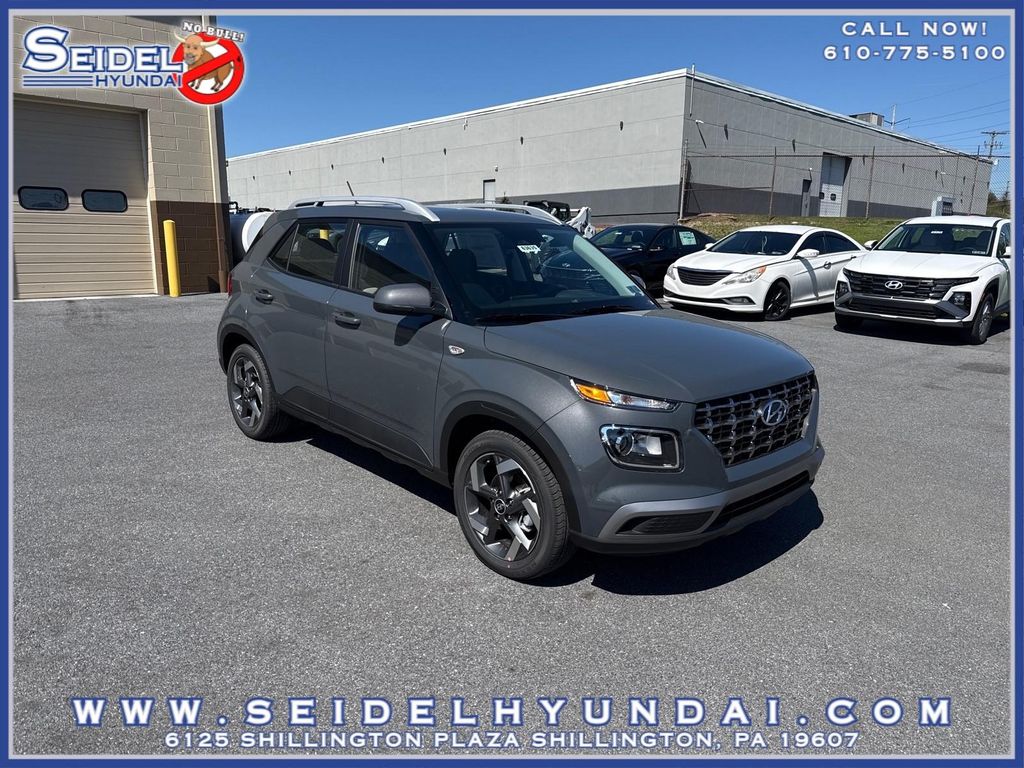 New 2026 Hyundai VENUE SEL