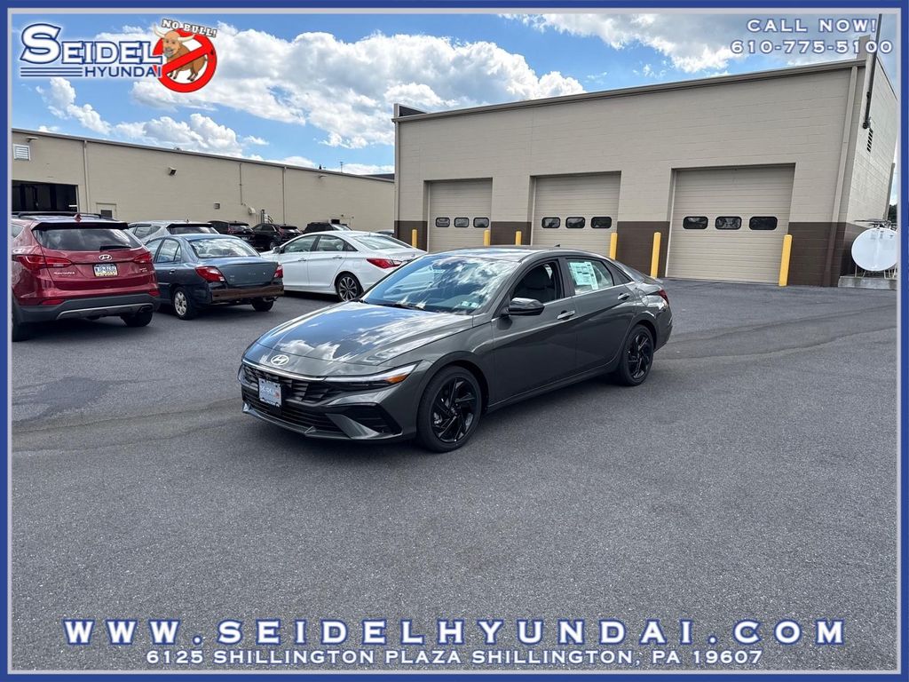 New 2026 Hyundai ELANTRA Sport