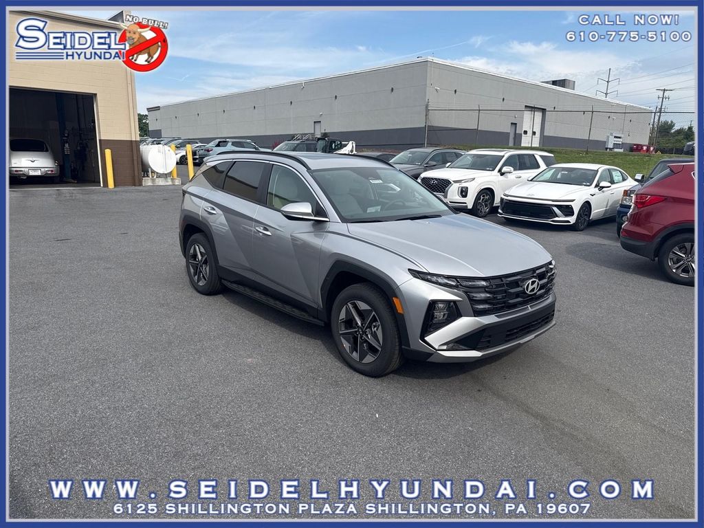 New 2026 Hyundai TUCSON SEL Premium