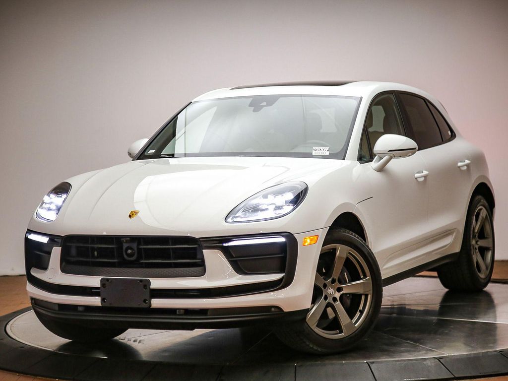 صورة 1 لـ 2024 Porsche MACAN