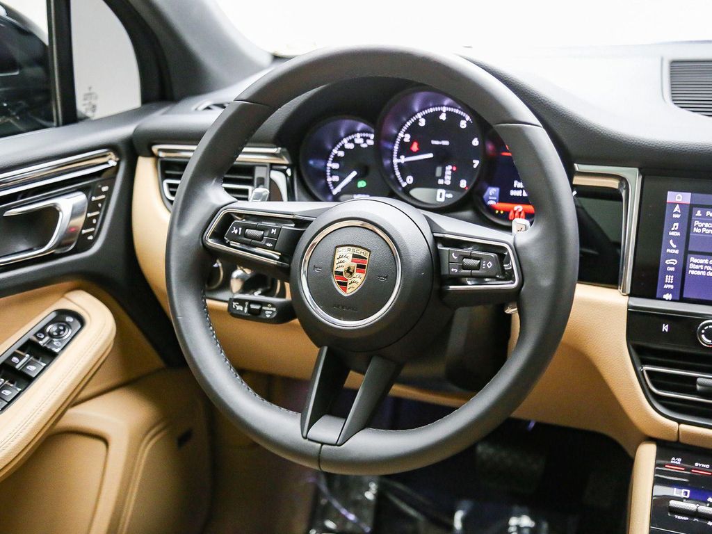 2026 Porsche MACAN — миниатюра 19
