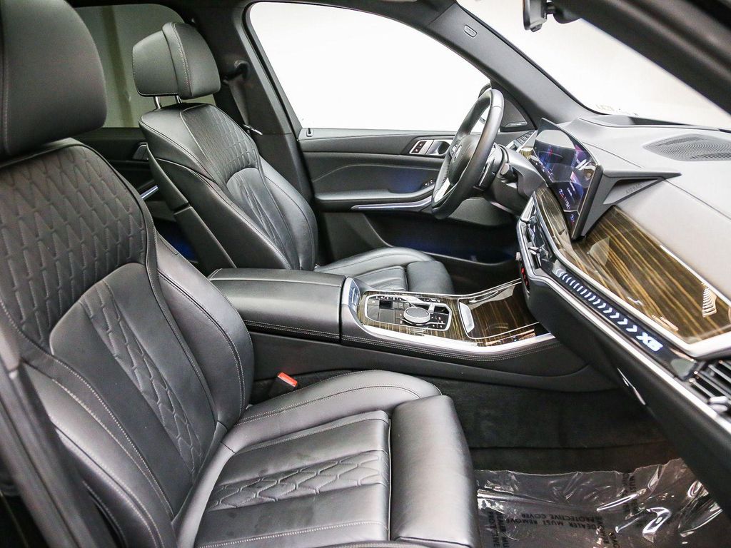 صورة مصغرة 17 لـ 2024 BMW X5 XDRIVE40I