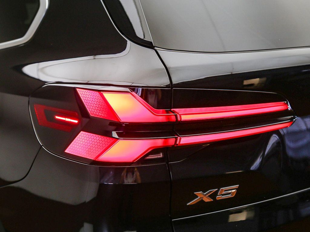 صورة مصغرة 12 لـ 2024 BMW X5 XDRIVE40I