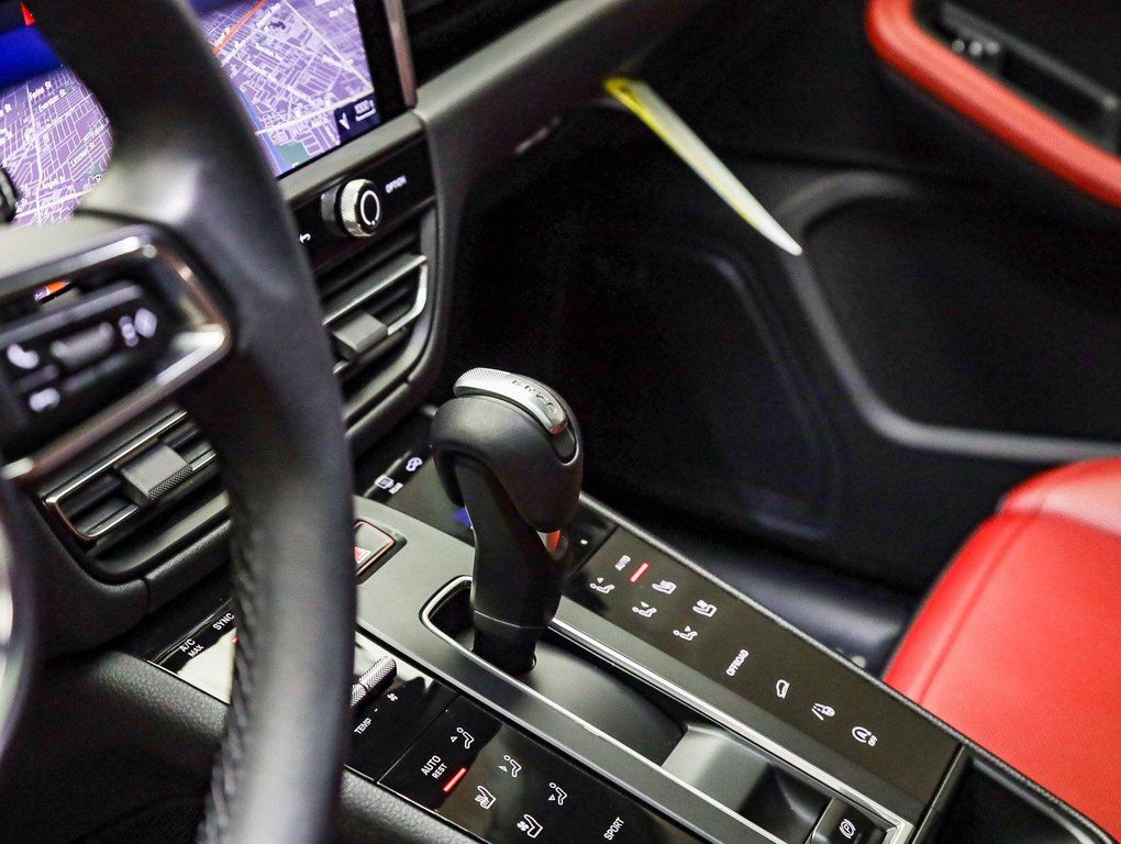 2025 Porsche MACAN 缩略图 26