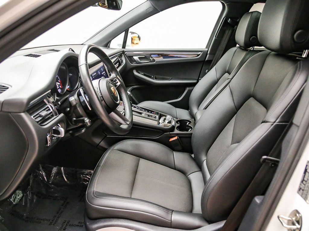 صورة مصغرة 22 لـ 2024 Porsche MACAN
