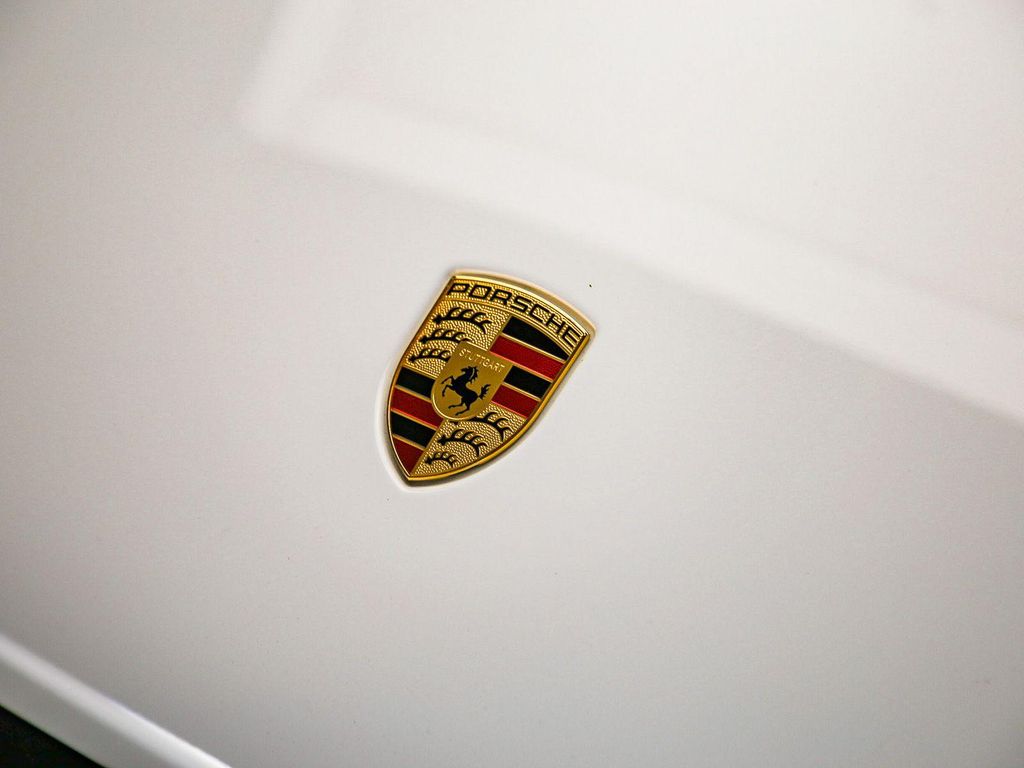 صورة مصغرة 12 لـ 2024 Porsche MACAN