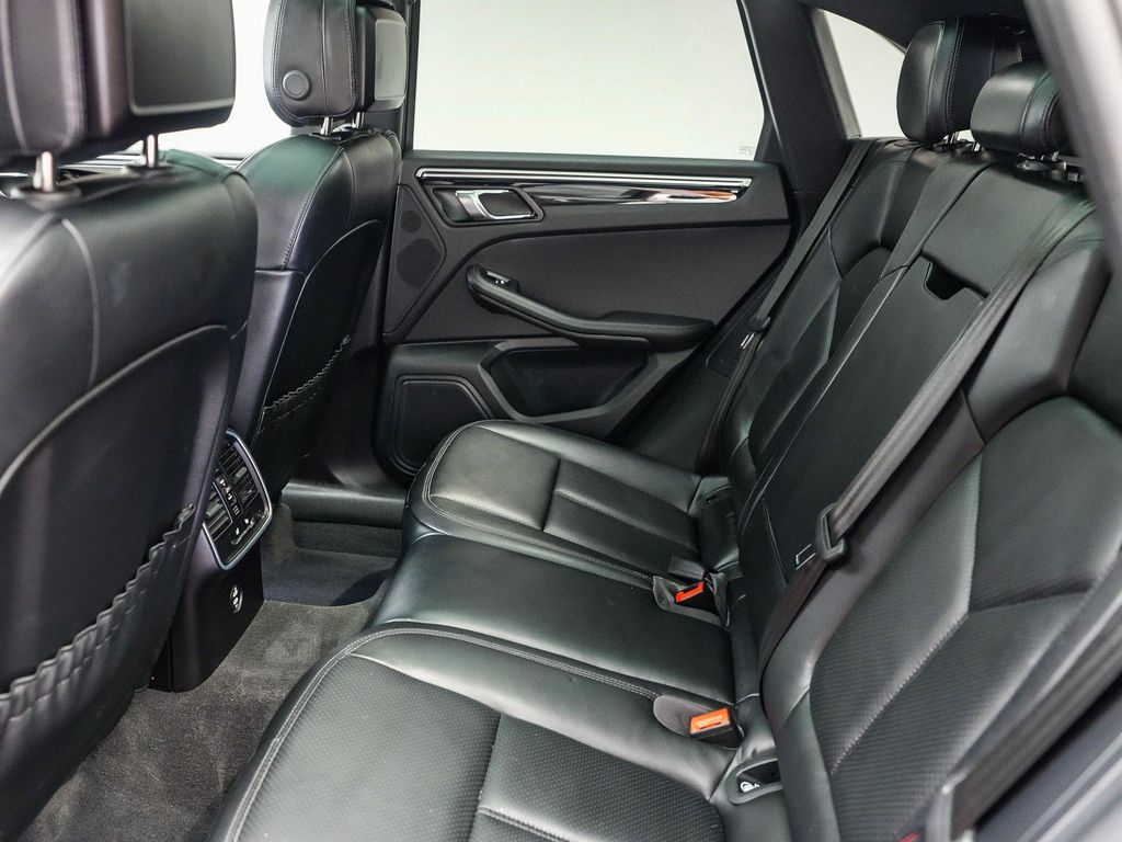 صورة مصغرة 22 لـ 2024 Porsche MACAN