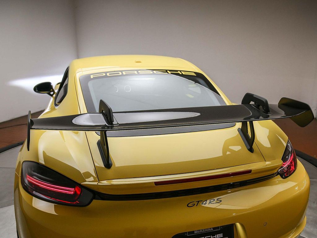 2024 Porsche 718 CAYMAN GT4 RS — фото 11
