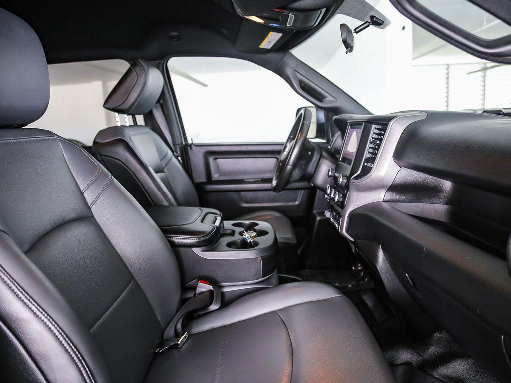 2022 RAM 2500 TRADESMAN CREW CAB 4X4 6'4' BOX — миниатюра 18