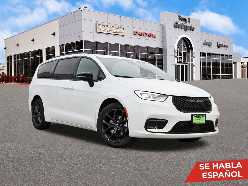 New 2026 Chrysler Pacifica L