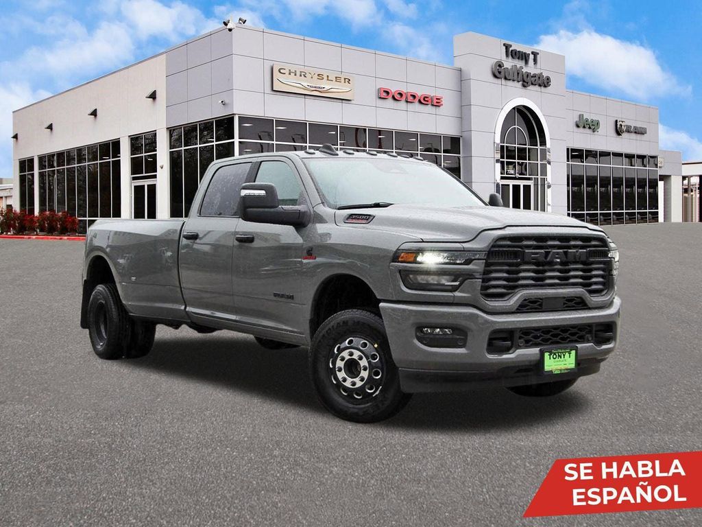 New 2026 RAM 3500 Lone Star Crew Cab 4x4 8' Box