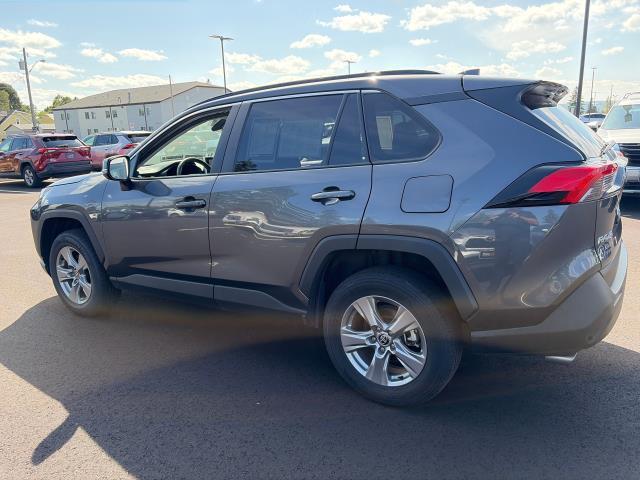 صورة مصغرة 3 لـ 2025 Toyota RAV4 XLE