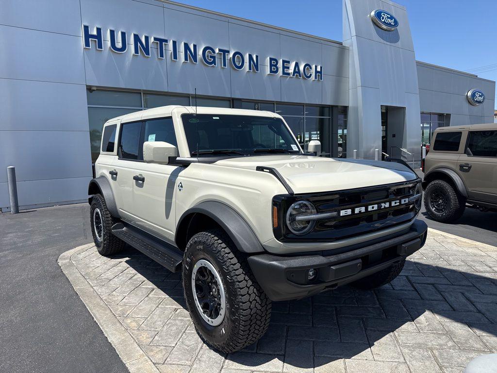 New 2026 Ford Bronco Outer Banks