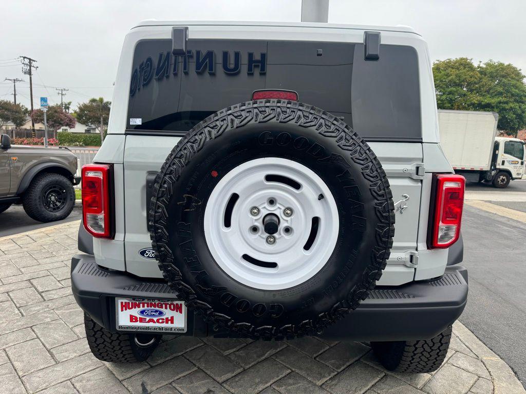 FORD BRONCO HERITAGE EDITION - 6